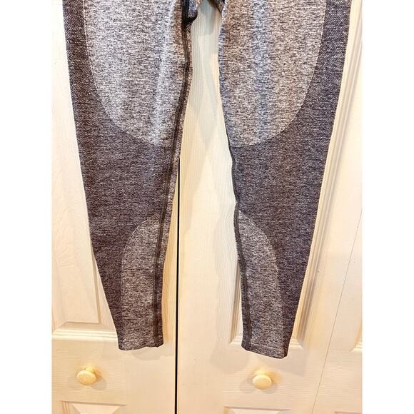 Gymshark Flex Leggings Gray Size Medium - Picture 3 of 9